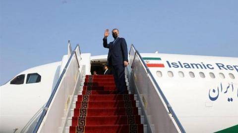 على رأس وفد سياسي.. وزير الخارجية الإيراني يتوجه إلى نواكشوط
