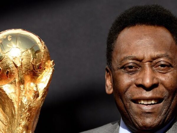 Le Brésilien Pelé, légende du football, est mort
