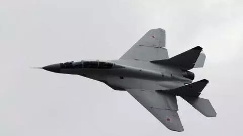 للمرة الثالثة.. مالي تتسلم مقاتلات ومروحيات جديدة مقدمة من روسيا