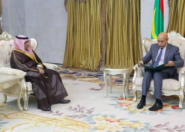 غزواني يتسلم دعوة من ملك السعودية لحضور القمة العربية