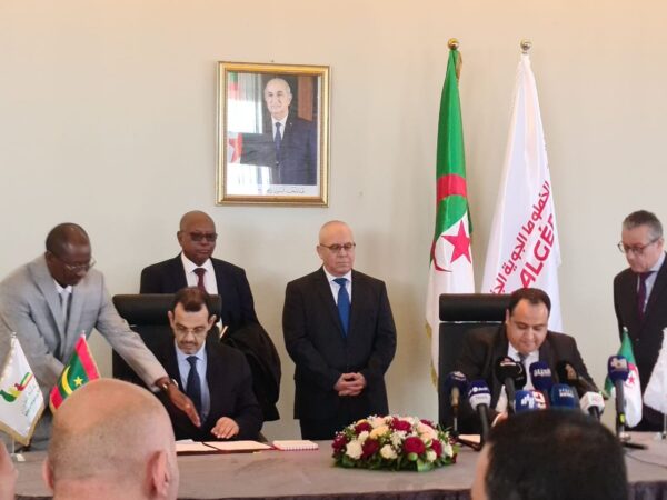 اتفاقية تعاون بين الموريتانية للطيران والخطوط الجزائرية