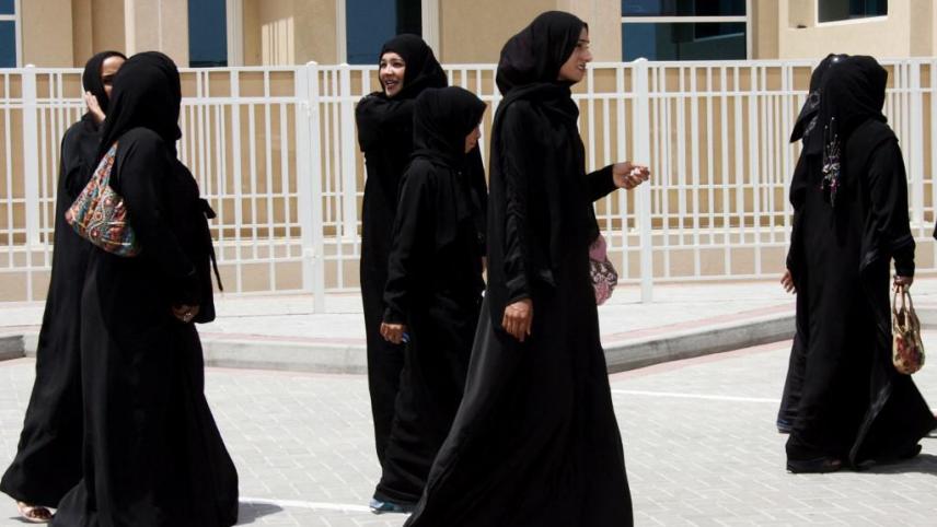 France : interdiction du port de l’abaya dans les écoles