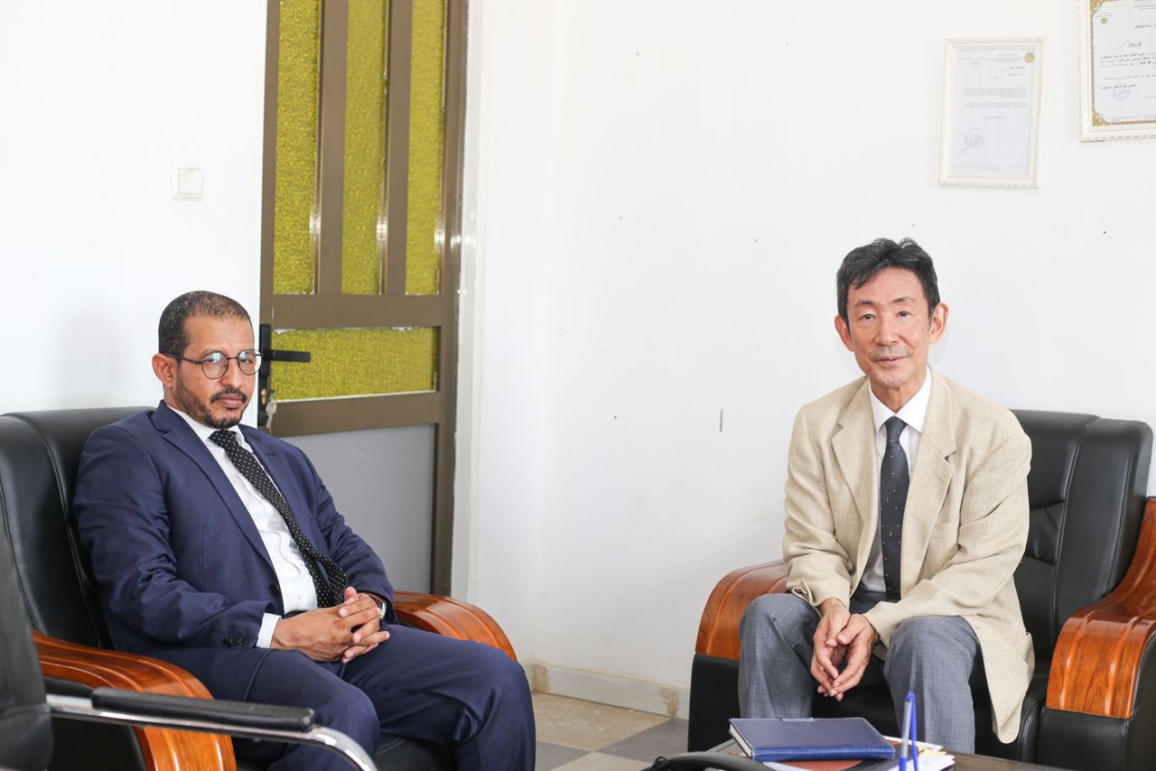 L’ambassadeur du Japon effectue une visite d’inspection à l’Association Ethar pour les patients atteints de cancer