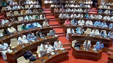 موريتانيا: البرلمان يعقد جلسة للتضامن مع غزة ويستنكر اعتداءات الاحتلال