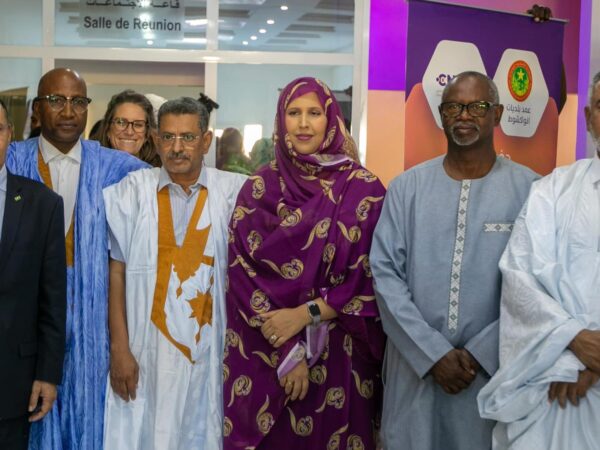توقيع اتفاق تعاون وشراكة بين الصندوق الوطني للتضامن الصحي في موريتانيا وبلديات نواكشوط التسع لتعزيز التأمين الصحي