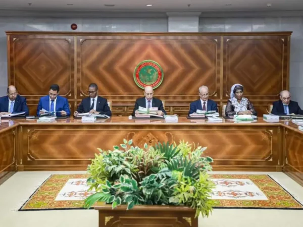 مجلس الوزراء يصادق على الميثاق الأفريقي للسلامة الطرقية (بيان)