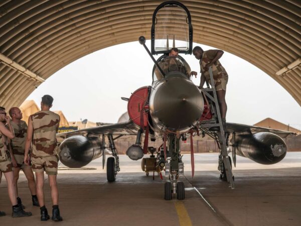 La France a entamé la dernière étape de son retrait militaire du Niger