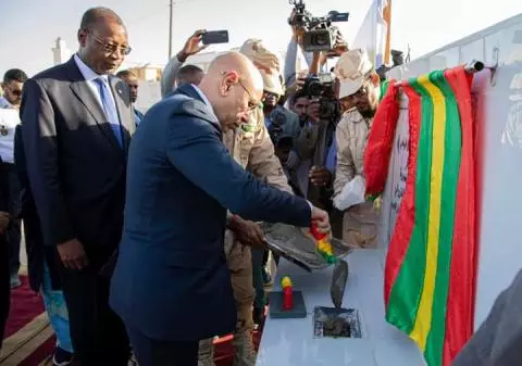 نواكشوط: الرئيس غزواني يضع حجر الأساس لمقر “الهابا”