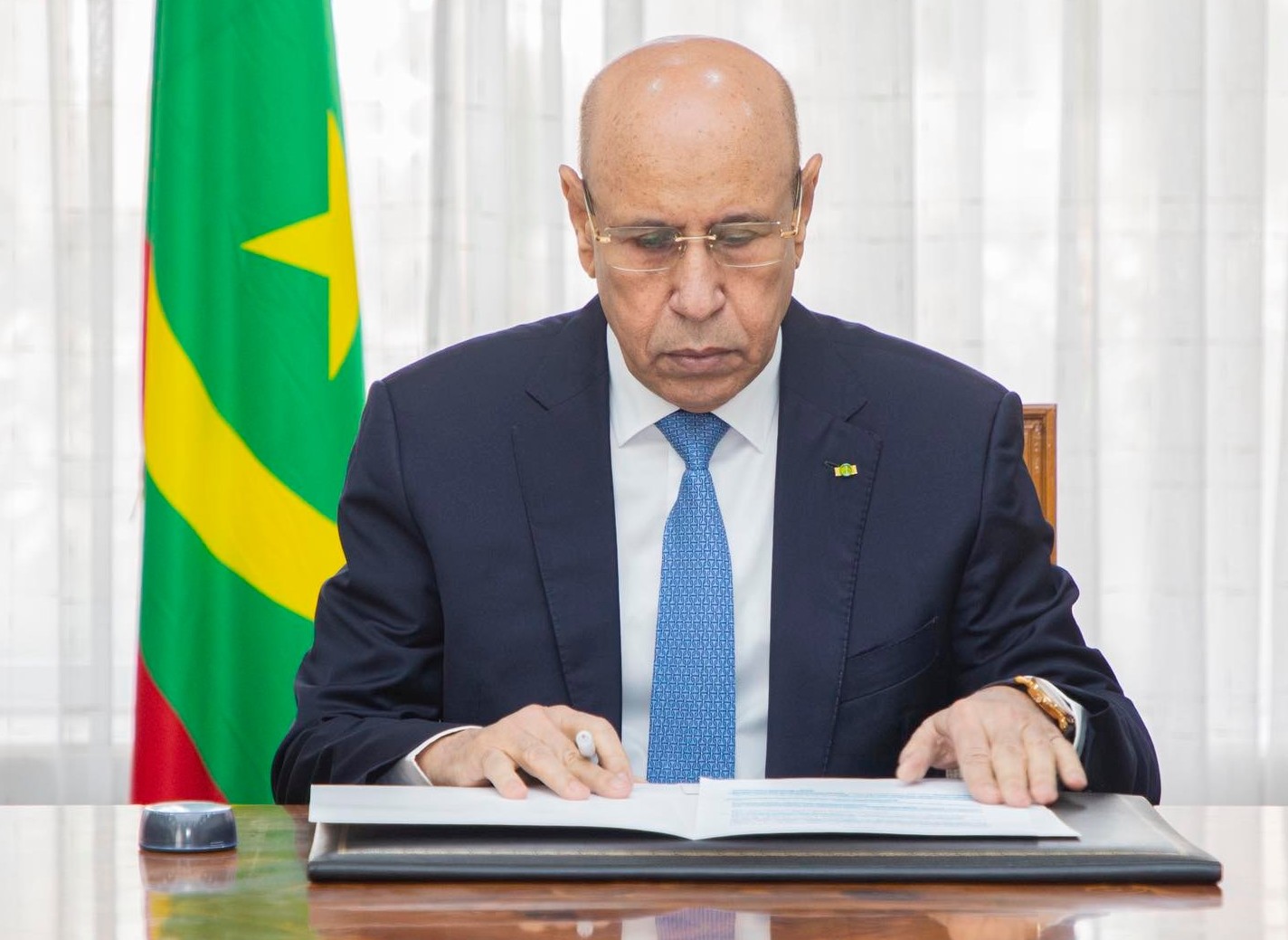 Ghazouani appelle les ministres à retourner dans les wilayas pour expliquer les projets du programme d’urgence