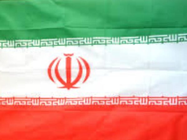 Des partis politiques mauritaniens affichent leur soutien à l’Iran lors d’une visite à l’ambassade