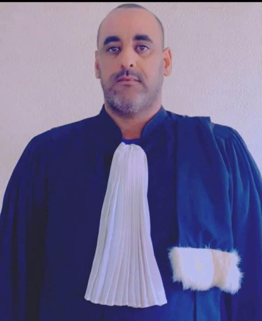 Maître Zerough accuse l’état civil de “fuir ses responsabilités derrière des excuses techniques”