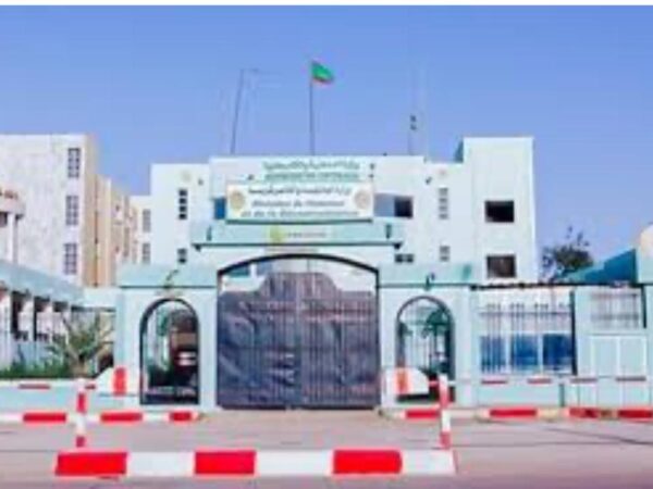 Sept partis dénoncent le retard dans la délivrance de leurs récépissés