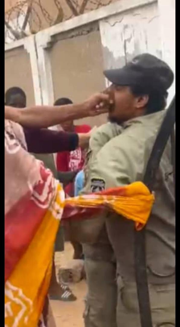 Violences contre les policiers : l’autorité en question