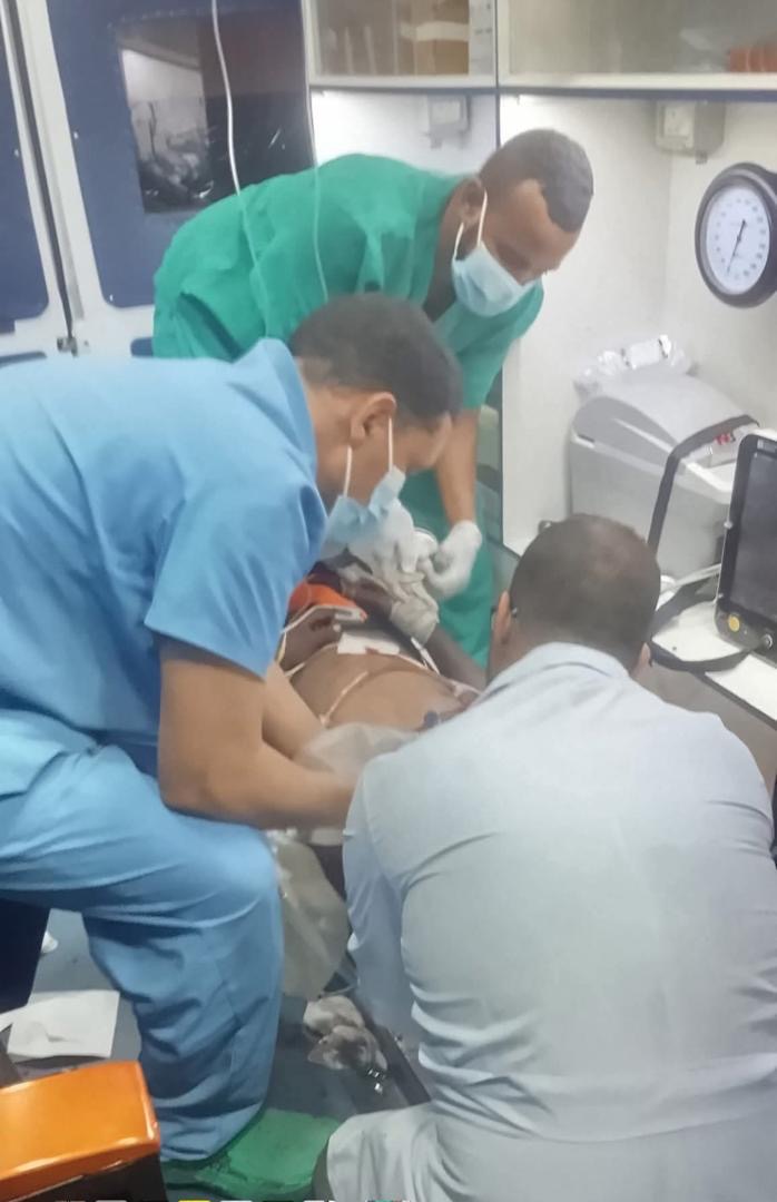 Un motard sauvé in extremis après un choc violent