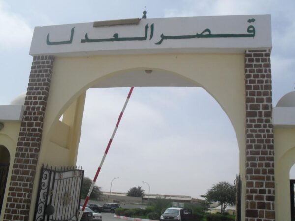 Affaire des tables scolaires : plusieurs responsables de l’Éducation déférés au parquet de Nouakchott-Ouest