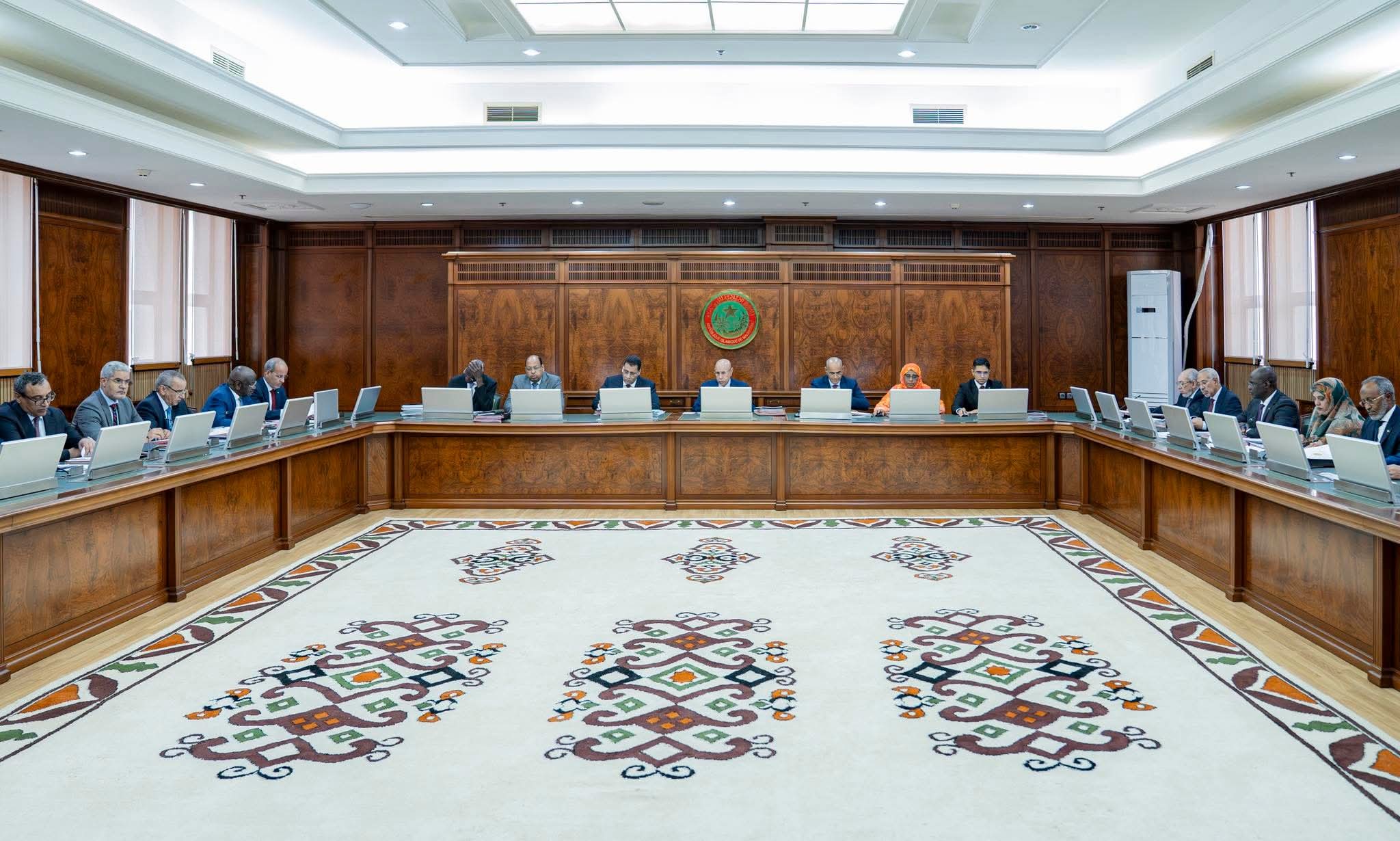 مجلس الوزراء يقيل عدة مسؤولين بوزارة التربية بعد تقرير المفتشية العامة