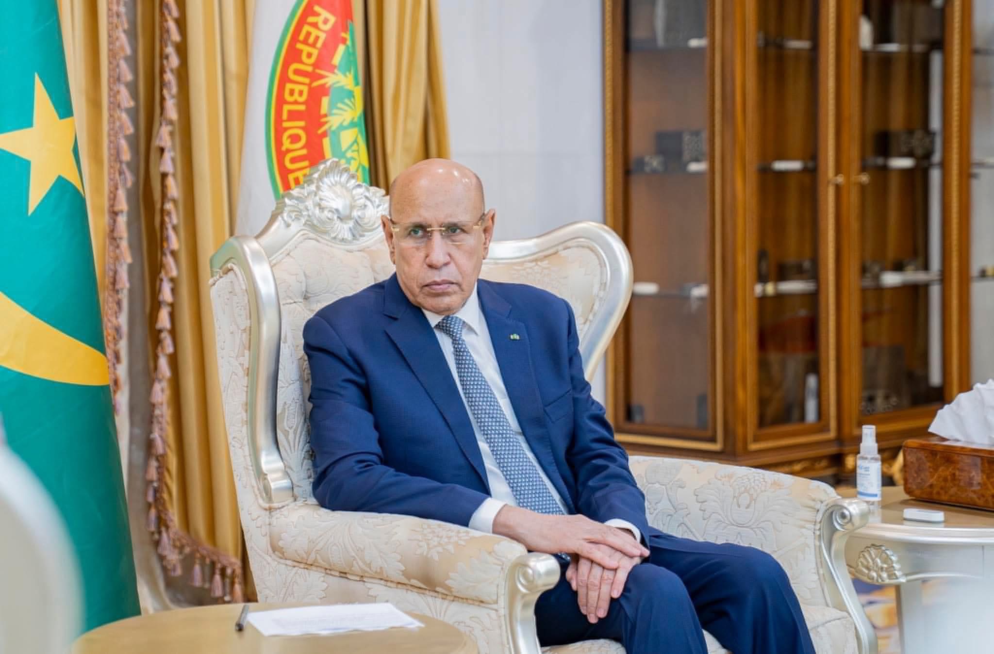 نواكشوط: الرئيس غزواني يستقبل الوزراء الذين غادروا الحكومة