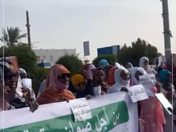 Les collaborateurs contractuels rejettent le « système hybride » et interpellent Ghazouani