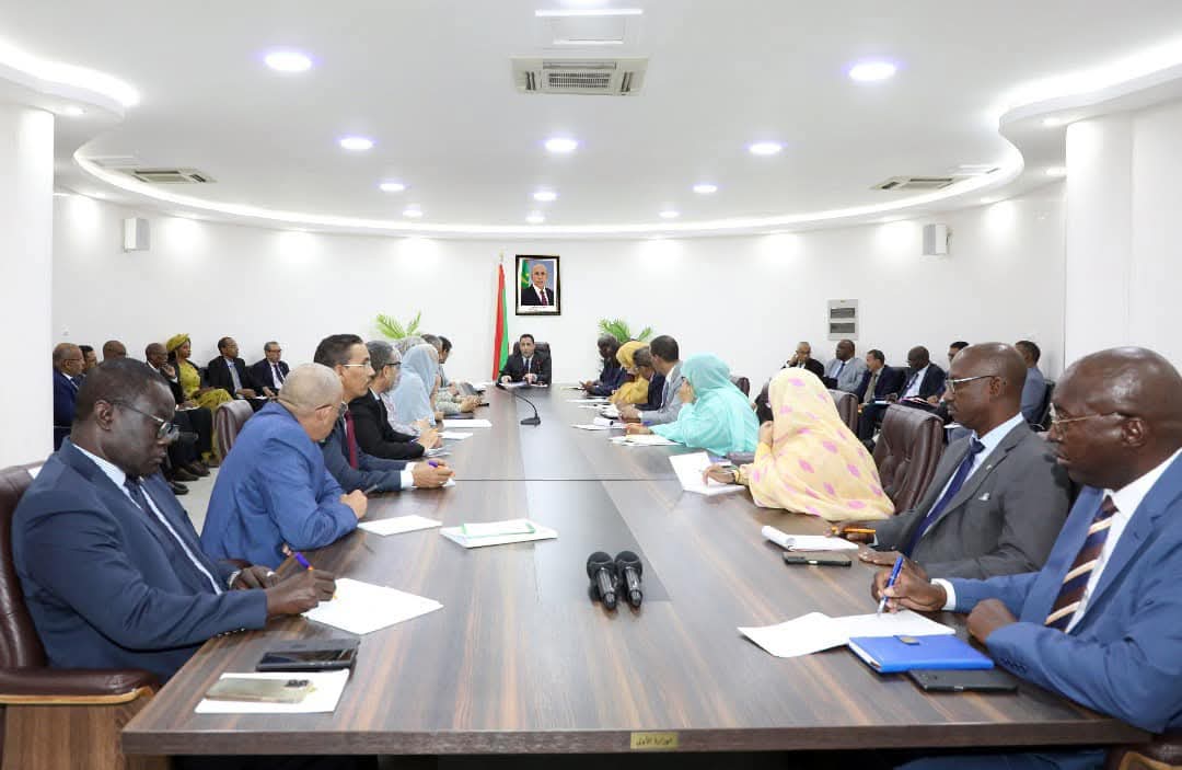 اجتماع اللجنة الوزارية المكلفة بالتحضير لاكتتاب 3000 موظف في الوظيفة العمومية