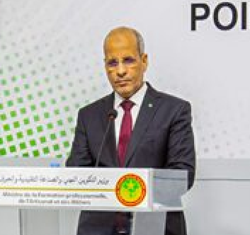 الحكومة : الشائعات حول فسخ 30 ألف عقدوي عمومي لا اساس لها من الصحة