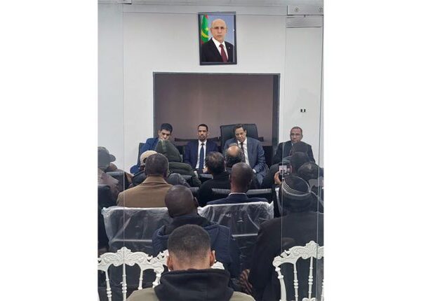 بعثة من وزارة الشؤون الخارجية تلتقي جاليتنا في ليبيا