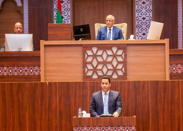 الوزير الأول يقدم حصيلة عمل الحكومة لسنة 2025 وآفاقها لسنة 2026 أمام الجمعية الوطنية