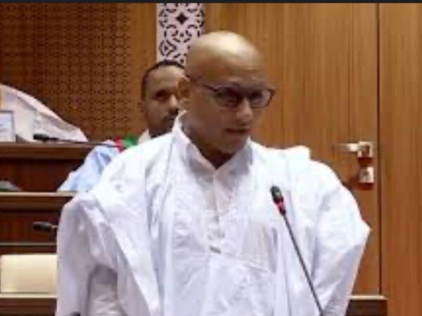 Suppression du soutien aux carburants : un député met en garde contre un pari risqué