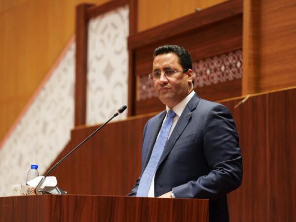 ولد اجاي يتوجه إلى الإمارات للمشاركة في القمة العالمية للحكومات