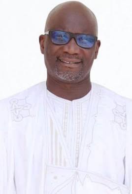 MAINTENIR LA JUSTE LIGNE DU DIALOGUE