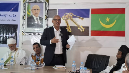 الصحافة في ضيافة ودية لحزب “الإصلاح” علي خلفية عرض أبرز ملامح عمله السياسي ورؤيته.