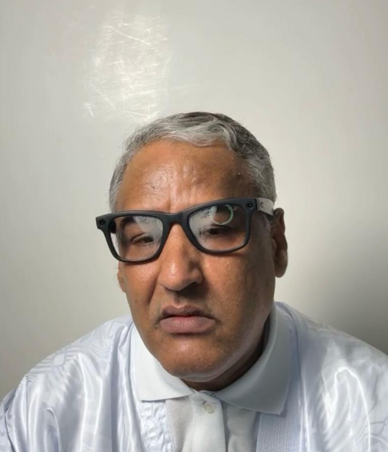 Mohammed Ould Moine encense Ghazouani et tacle violemment son Premier ministre devant 3 000 internautes