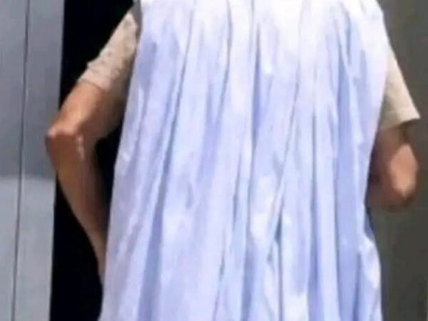 « Je ne l’ai jamais vu dans un état pareil » : les propos de son avocat ravivent les inquiétudes sur l’état de Mohamed Ould Abdel Aziz