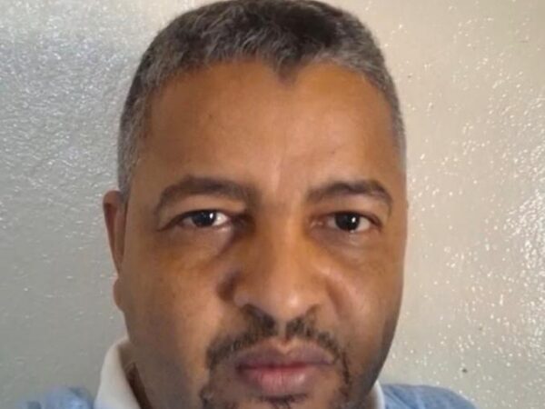 Un blogueur appelle les membres du gouvernement à rester à Nouakchott